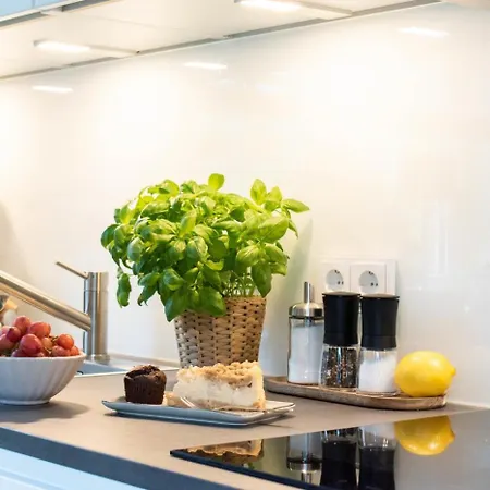 Neptuns Garden Apartment *